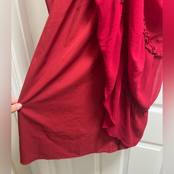 Elegant Red Chiffon Dress - Picture 4 of 4